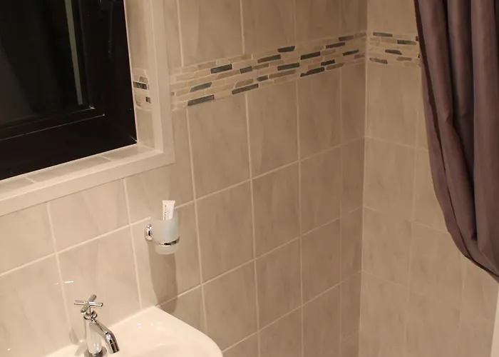 Apartment Fair Trade *